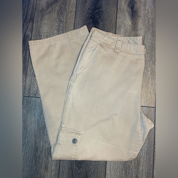 Dockers Women’s Cargo Pants Size 16 Khaki Beige Cotton Relaxed Fit - Picture 14 of 16